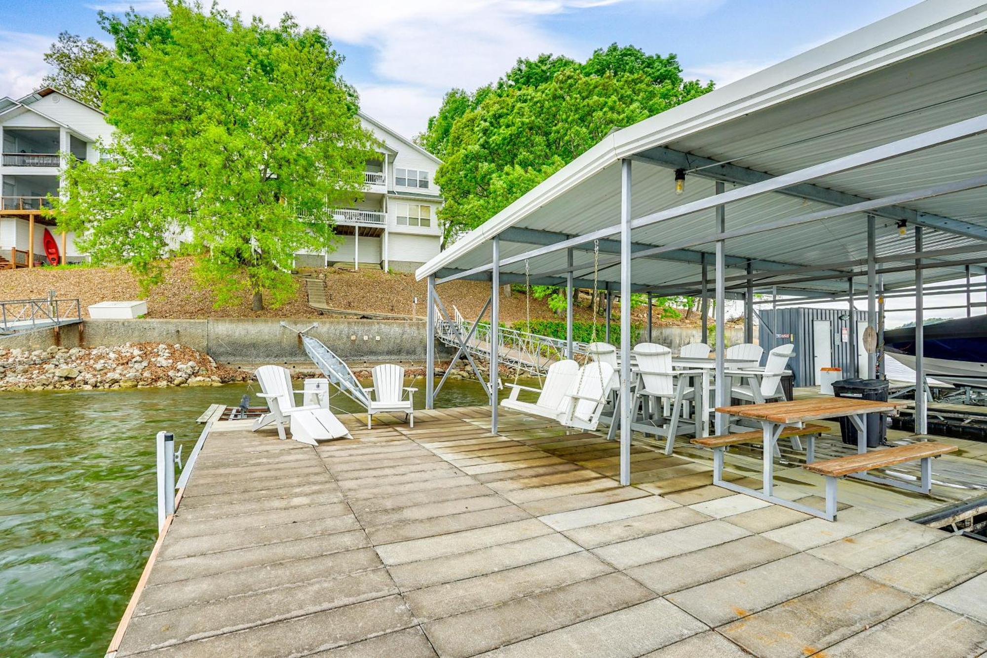 Townhouse With Shared Dock On Lake Of The Ozarks! Экстерьер фото